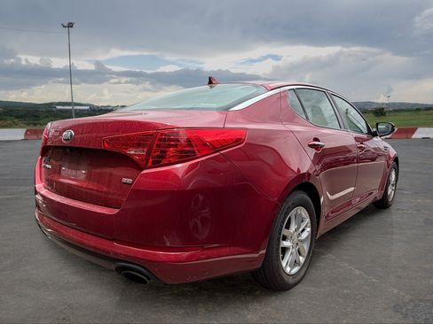 Used 2013 Kia Optima LX FWD image 3