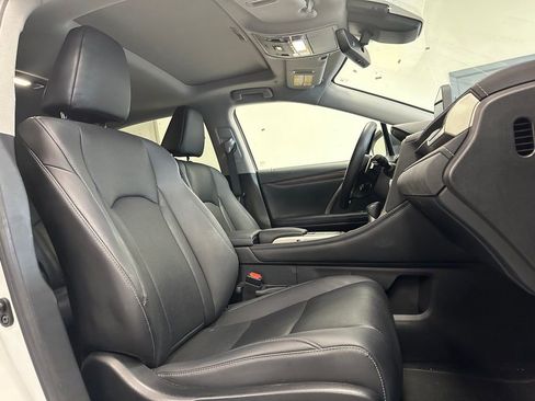 Used 2022 Lexus RX 350 FWD w/ Premium Package image 6