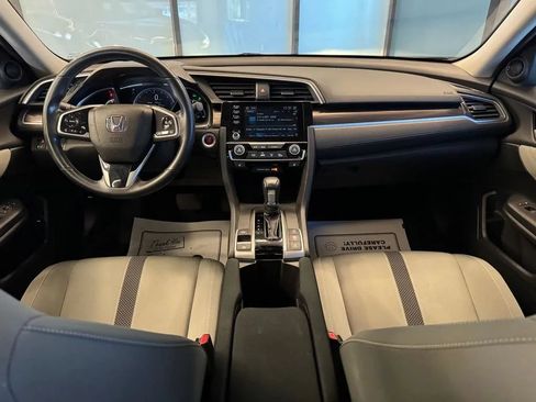 Used 2021 Honda Civic EX image 9