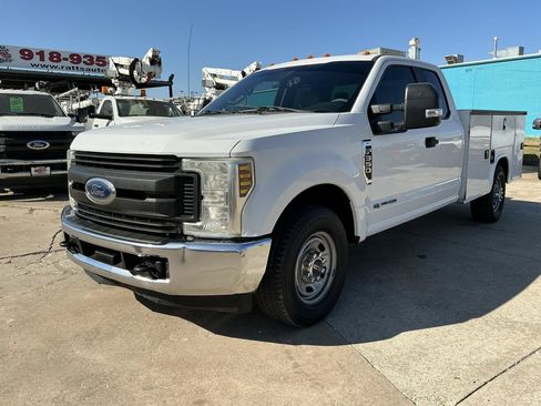 Used 2019 Ford F350 XL w/ XL Value Package RWD image 2