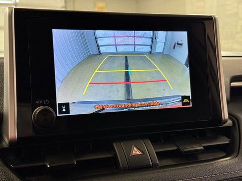 Used 2024 Toyota RAV4 LE image 37