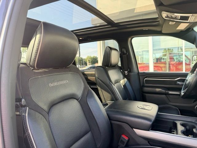 Used 2024 RAM 1500 Laramie AWD/4WD image 13