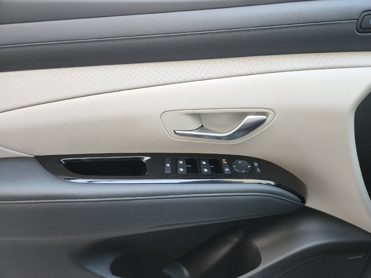 New 2026 Hyundai Tucson Limited AWD/4WD image 24