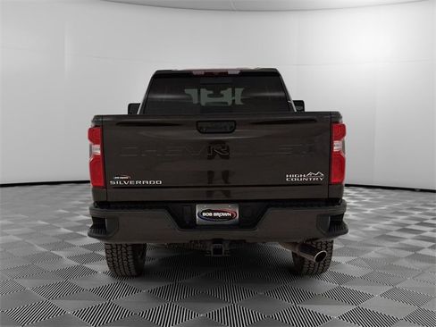 Used 2021 Chevrolet Silverado 2500 High Country w/ Safety Package II image 4