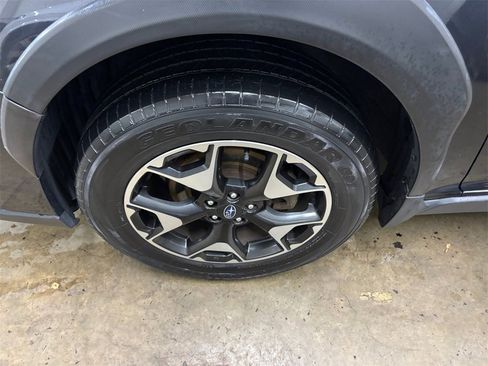 Used 2019 Subaru Crosstrek 2.0i Premium w/ Eyesight System image 33