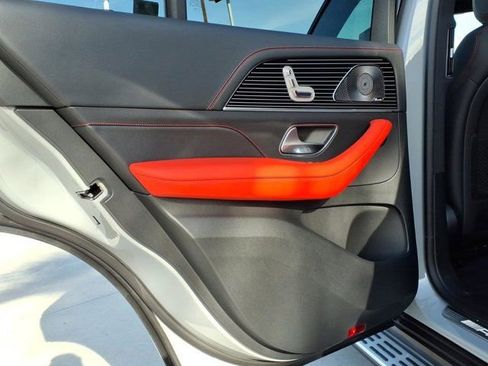 New 2026 Mercedes-Benz GLE 53 AMG 4MATIC image 16