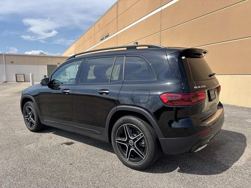 Used 2026 Mercedes-Benz GLB 250 image 8