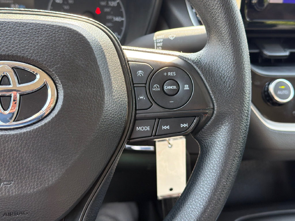 Used 2024 Toyota Corolla LE FWD image 20