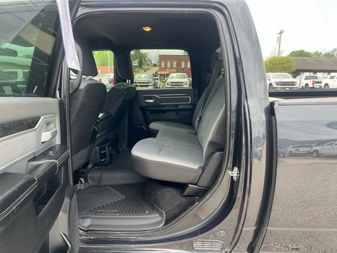 Used 2021 RAM 2500 Big Horn AWD/4WD image 16