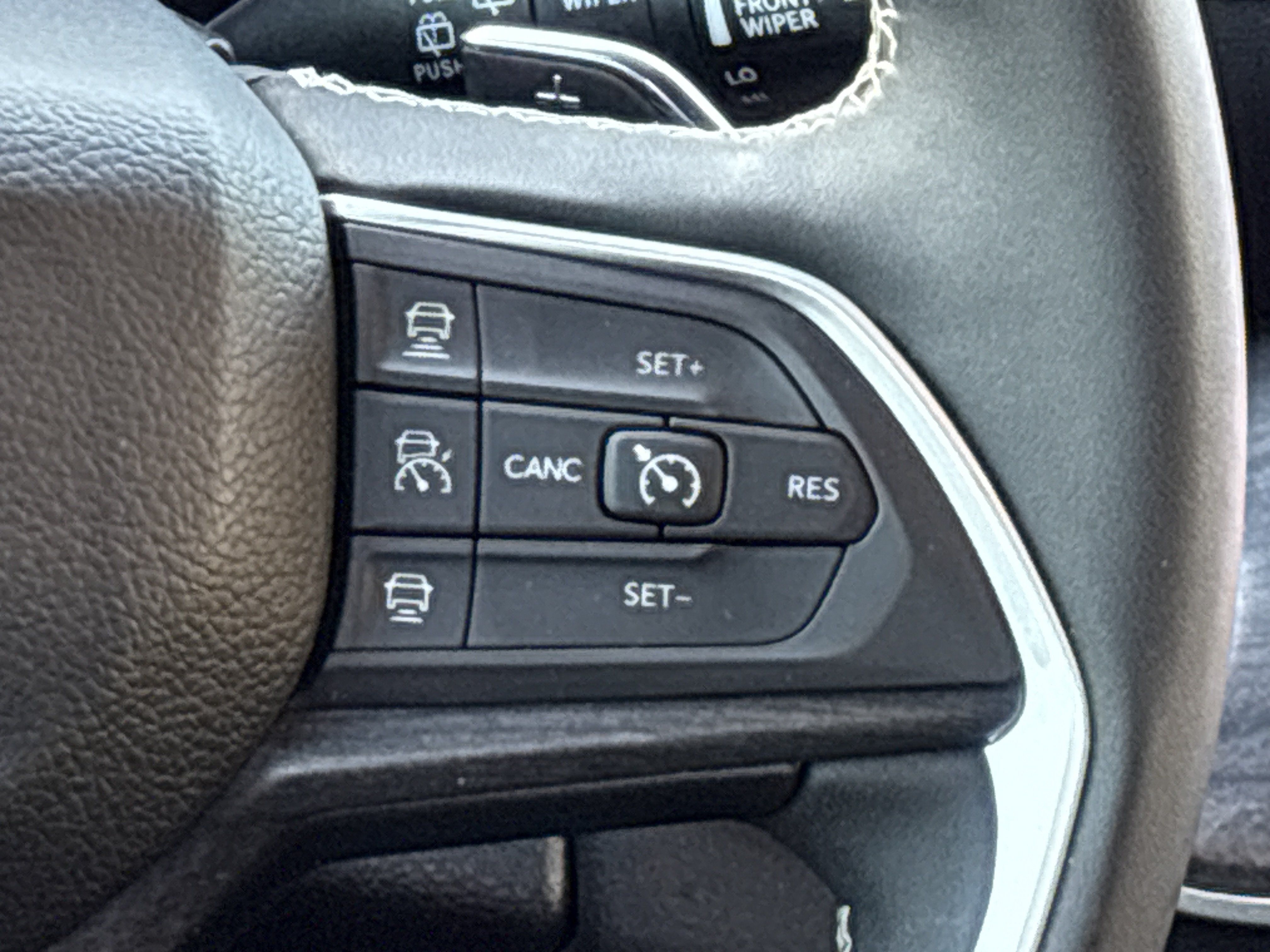 Used 2024 Jeep Grand Cherokee Limited AWD/4WD image 23