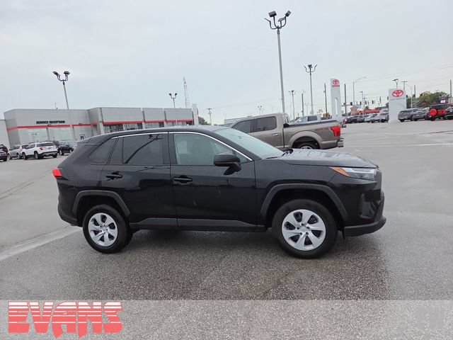 Certified 2025 Toyota RAV4 LE AWD/4WD image 2