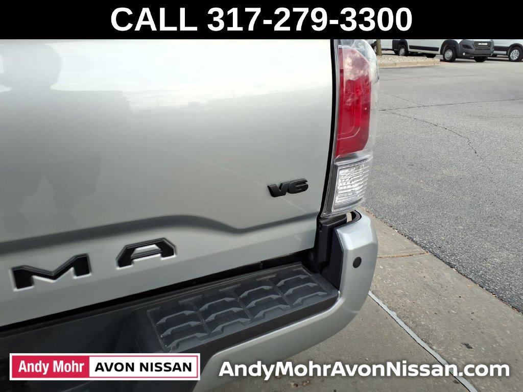 Used 2023 Toyota Tacoma TRD Off-Road w/ TRD Premium Off Road Package AWD/4WD image 11