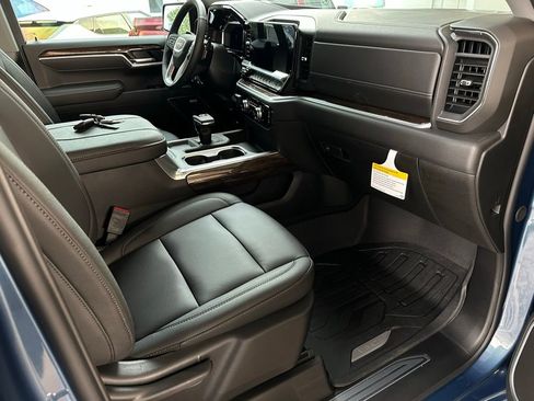 New 2026 GMC Sierra 1500 Elevation w/ Elevation Premium Package AWD/4WD image 14