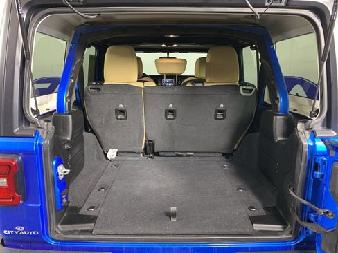 Used 2022 Jeep Wrangler Unlimited Sport image 35