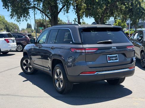 Used 2024 Jeep Grand Cherokee Limited 4xe AWD/4WD image 7