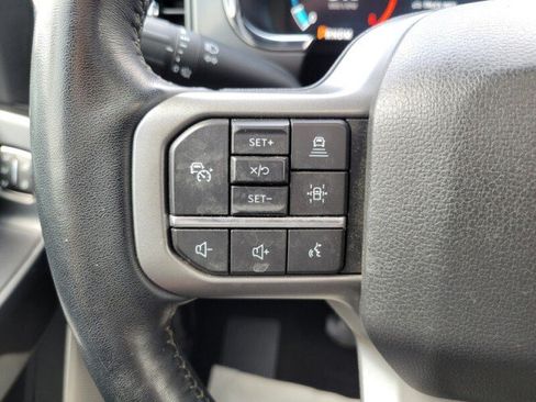 Used 2022 Ford F150 Lariat w/ Equipment Group 502A High AWD/4WD image 13
