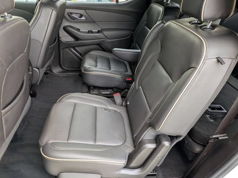 New 2023 Chevrolet Traverse Premier FWD image 24