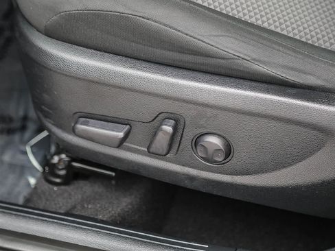 Used 2023 Kia Soul S FWD image 14