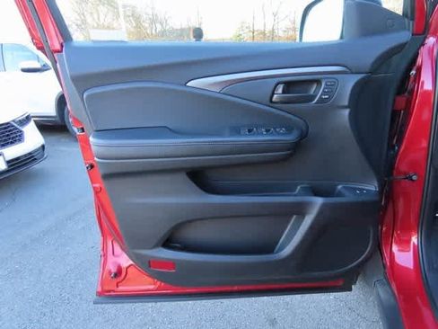 Certified 2023 Honda Passport EX-L image 14