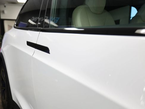 Used 2026 Tesla Model X AWD/4WD image 18