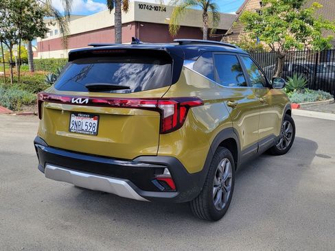 Certified 2024 Kia Seltos S FWD image 3