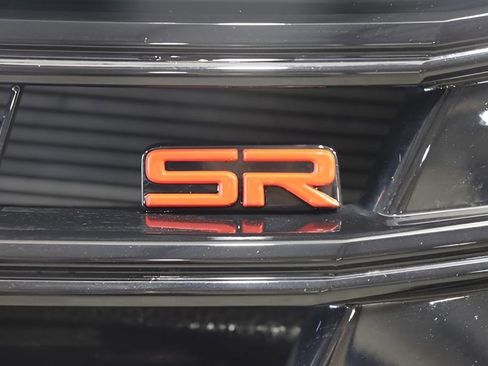 Used 2023 Nissan Versa SR w/ Trunk Package image 34