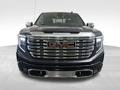 Used 2024 GMC Sierra 1500 Denali AWD/4WD image 9