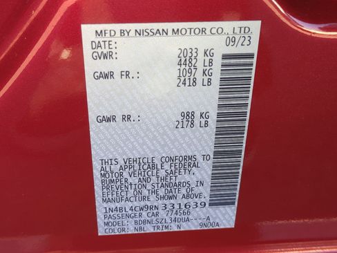 Used 2024 Nissan Altima 2.5 SR image 33