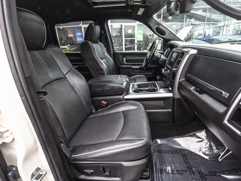 Used 2018 RAM 1500 Limited image 33