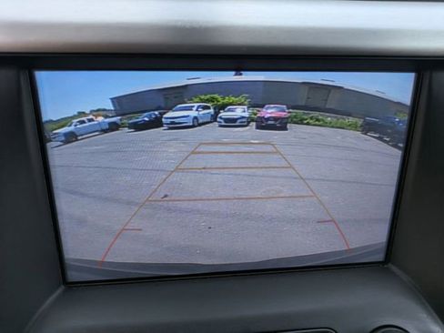 Used 2019 GMC Acadia SLT w/ LPO, Floor Liner Package AWD/4WD image 15