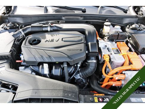 Used 2025 Hyundai Sonata Limited FWD image 33