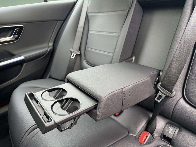 Certified 2026 Mercedes-Benz C 300 4MATIC Sedan image 24