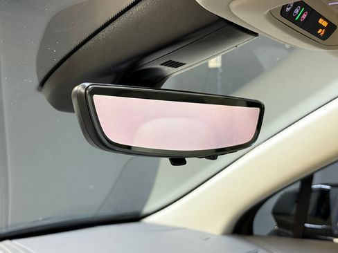 Used 2022 Cadillac XT6 Premium Luxury w/ Technology Package image 36