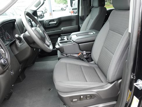 Used 2024 Chevrolet Silverado 1500 Custom AWD/4WD image 17