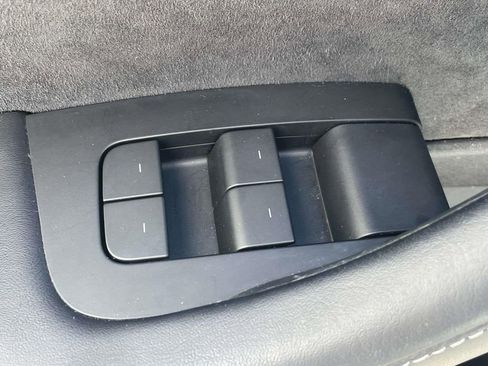 Used 2021 Tesla Model 3 Standard Range Plus image 18