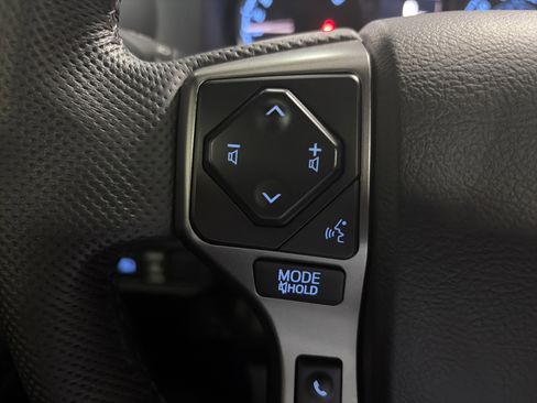 Used 2023 Toyota Tacoma Limited image 17