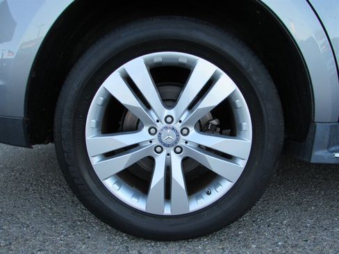 Used 2010 Mercedes-Benz GL 450 4MATIC image 39