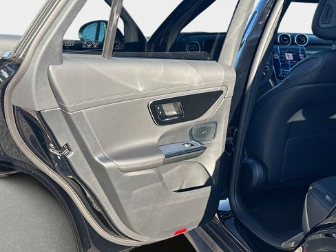 New 2026 Mercedes-Benz GLC 300 image 12