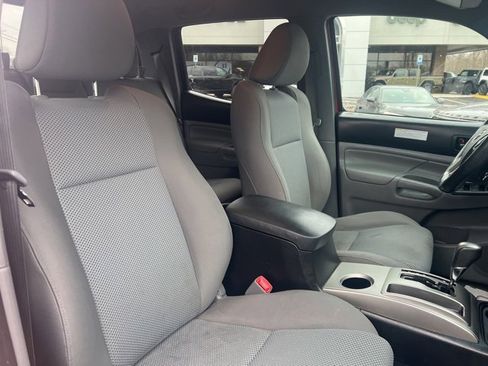 Used 2015 Toyota Tacoma 4x4 Double Cab image 21