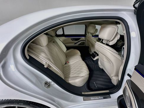 Used 2025 Mercedes-Benz S 580 4MATIC Sedan image 31