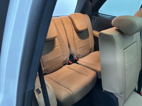 New 2026 Mercedes-Benz GLS 580 4MATIC image 28
