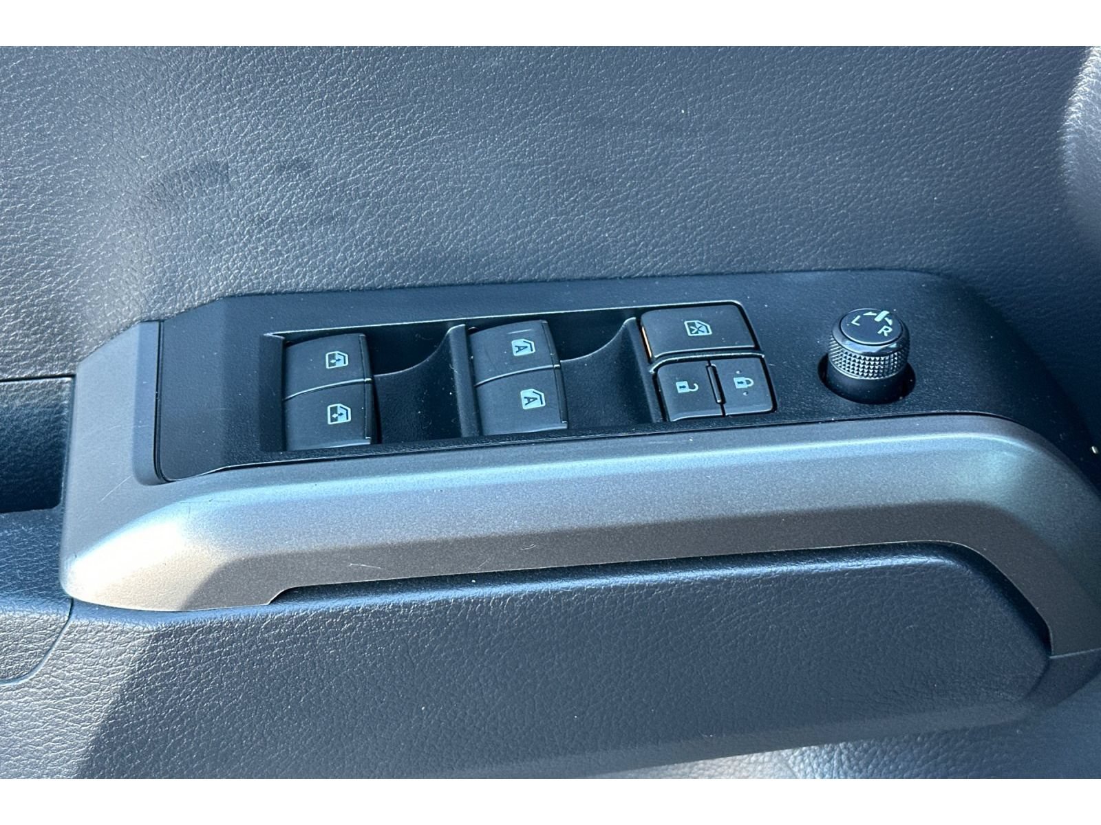 Certified 2022 Toyota Tacoma Limited w/ Nightshade Package AWD/4WD image 12