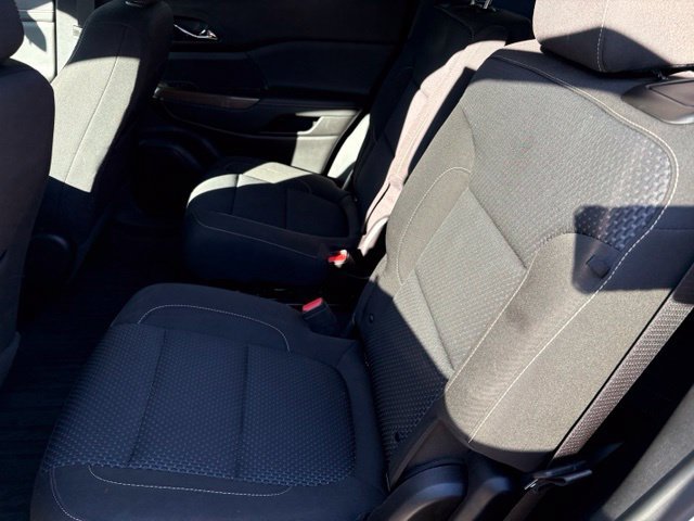 Used 2023 GMC Acadia SLE w/ Driver Convenience Package AWD/4WD image 10
