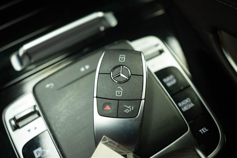 Used 2020 Mercedes-Benz GLE 580 4MATIC image 23