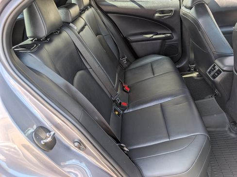 Used 2021 Lexus UX 200 w/ Accessory Package (Z1) FWD image 5