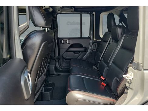 Used 2019 Jeep Wrangler Unlimited Rubicon AWD/4WD image 29