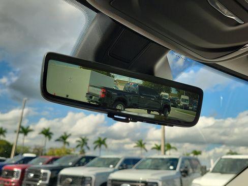 Used 2023 Jeep Grand Cherokee Limited w/ Luxury Tech Group II image 24