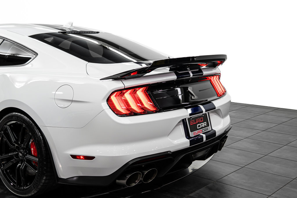 Used 2022 Ford Mustang Shelby GT500 w/ Technology Package RWD image 18