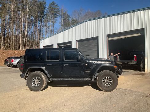 Used 2024 Jeep Wrangler Unlimited Rubicon 392 w/ Dual Top Group image 4