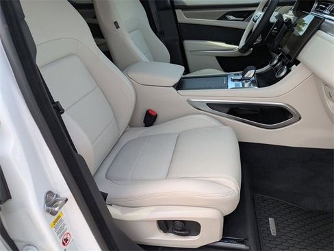 New 2026 Jaguar F-PACE R-Dynamic S image 18